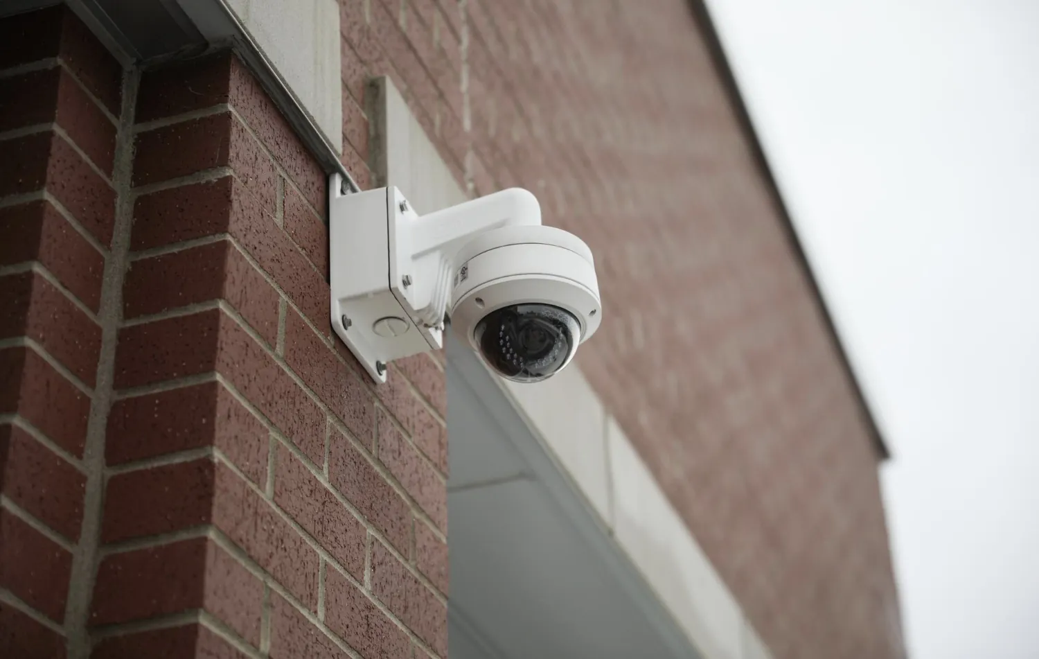 Videoüberwachung Wolfsburg Kamera Draussen Outdoor Sicherheit Alarm Bewegungsmelder
